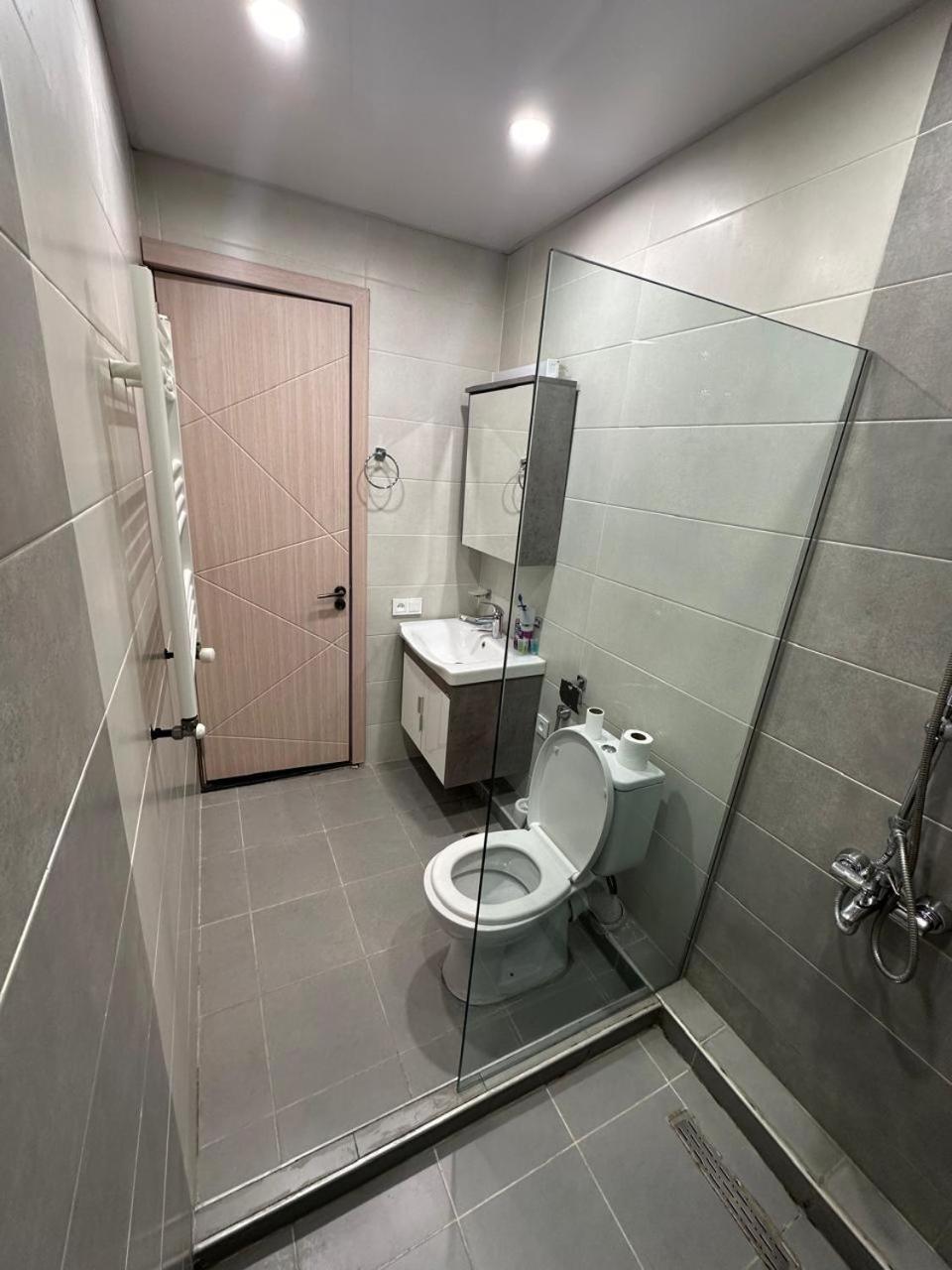 Apartment In The Center 트빌리시 외부 사진